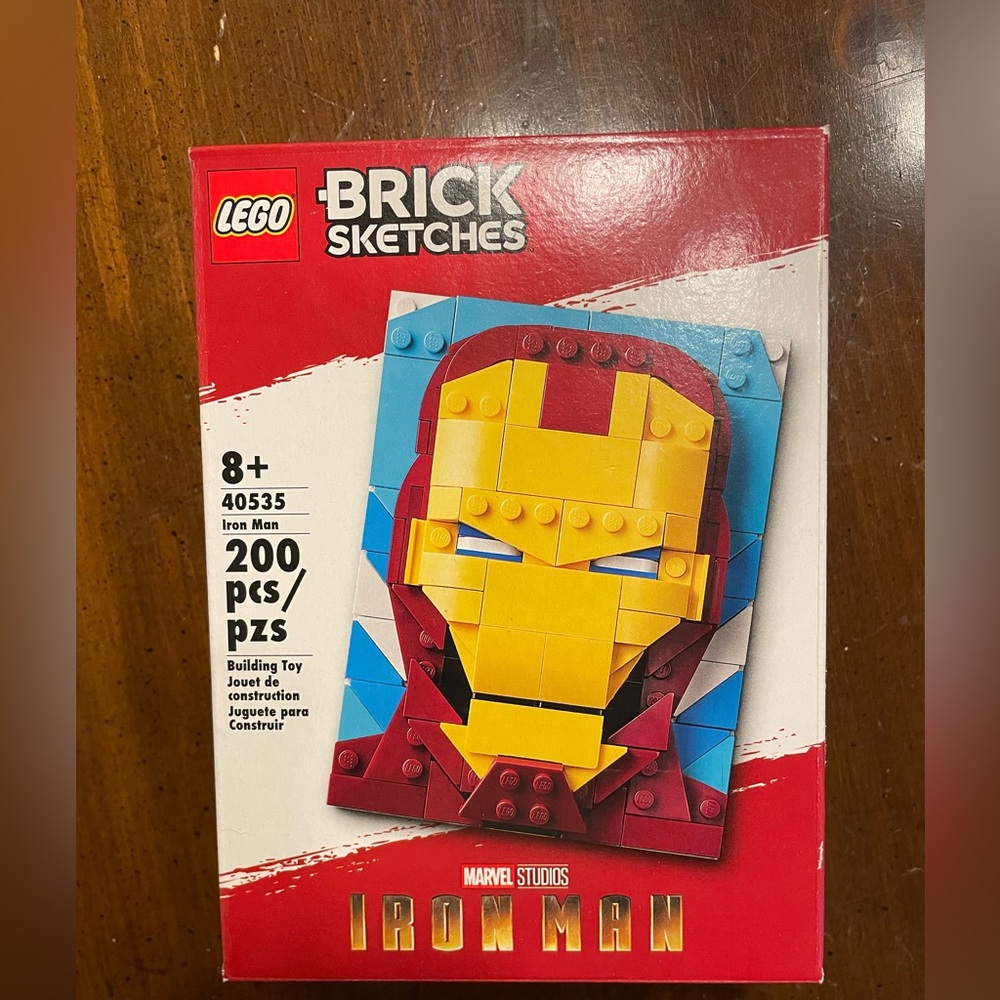 LEGO Brick Sketches Iron Man with Red and Blue
